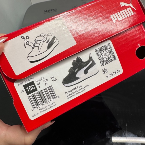 Little boys puma sneakers, size 10 good condition - Picture 5 of 7